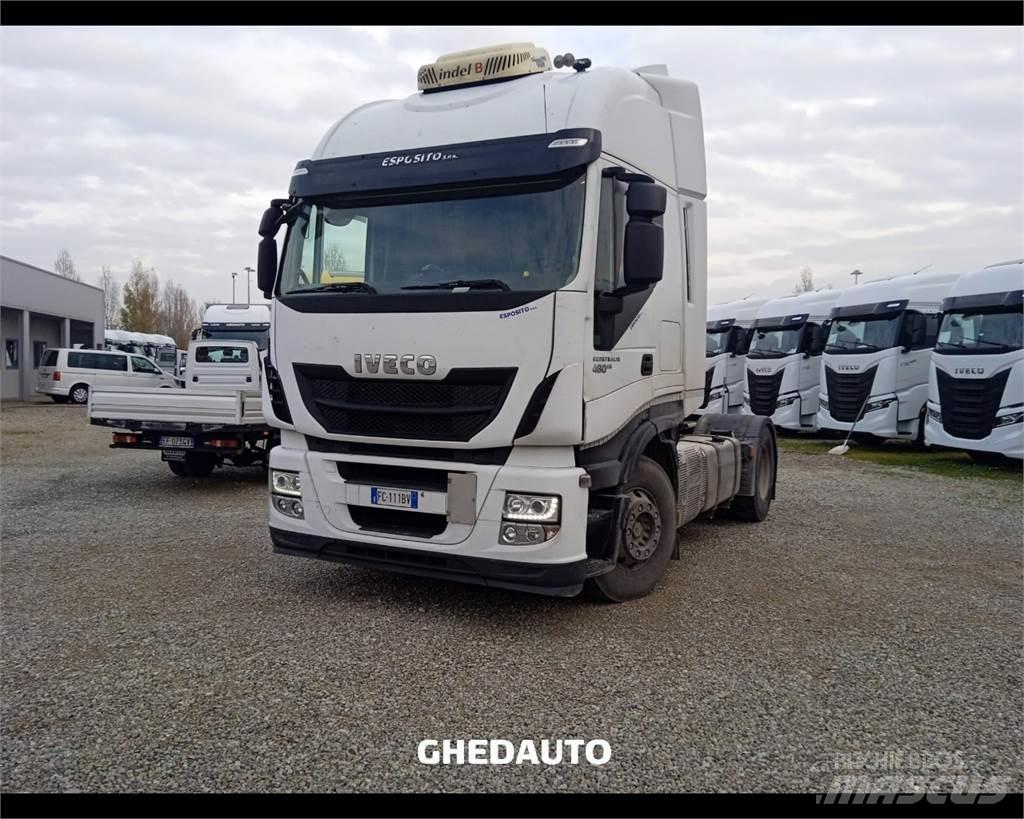 Iveco AS440S48 Caminhões de caixa fechada