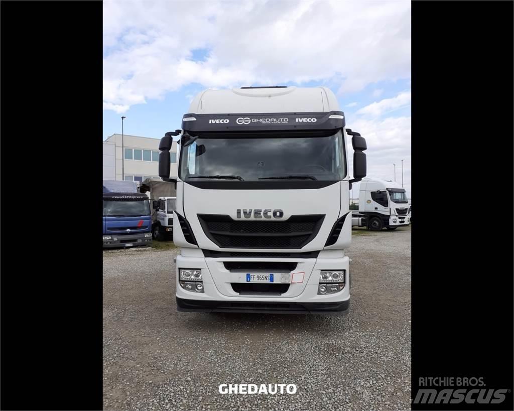 Iveco AS440S48 Caminhões de caixa fechada