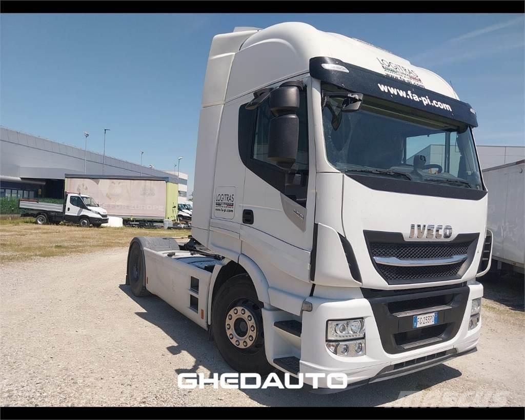 Iveco AS440ST/P Caminhões de caixa fechada
