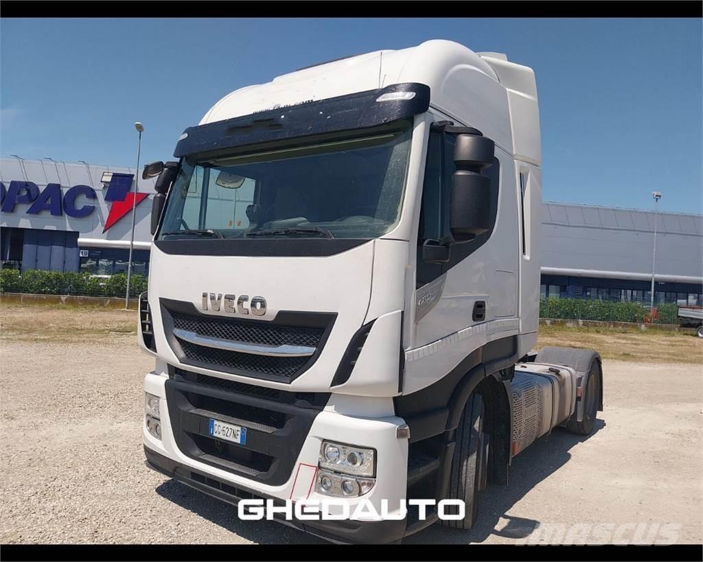 Iveco AS440ST/P Caminhões de caixa fechada