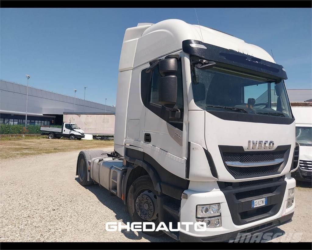 Iveco AS440ST/P Caminhões de caixa fechada