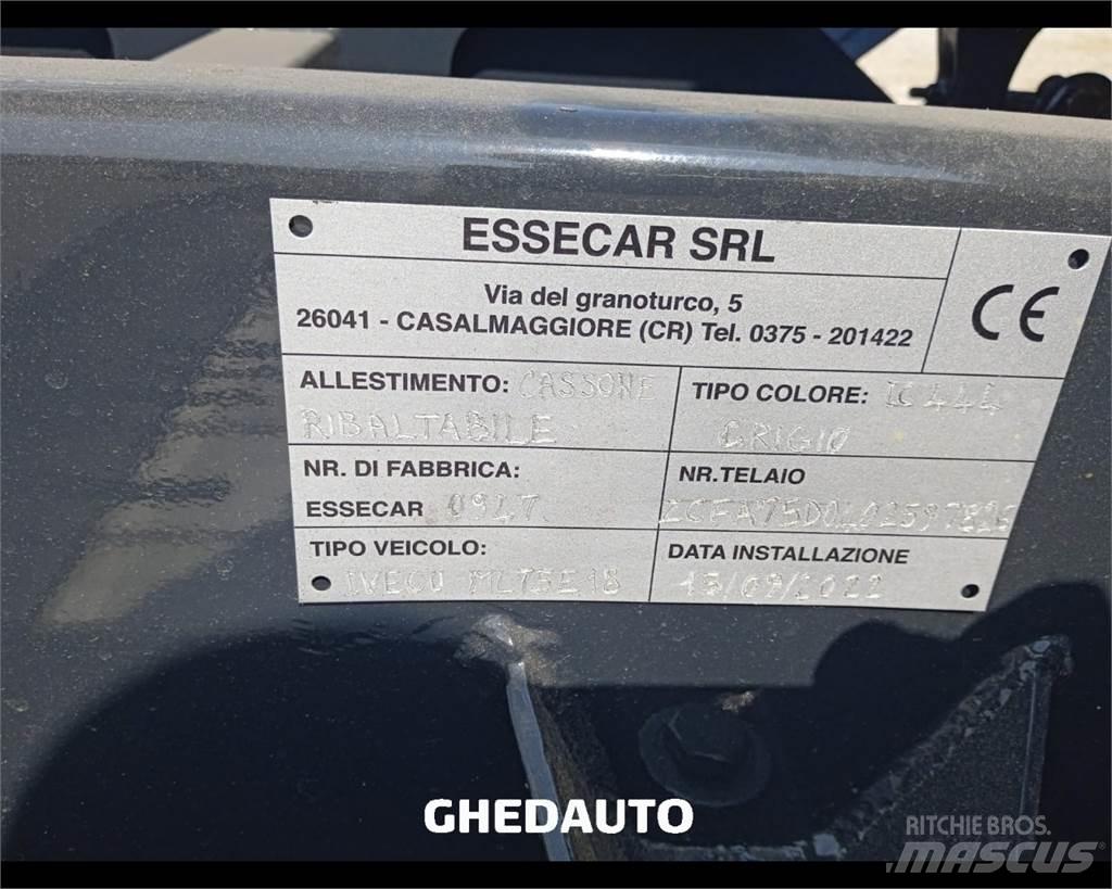 Iveco ML75E18 Caminhões de caixa fechada
