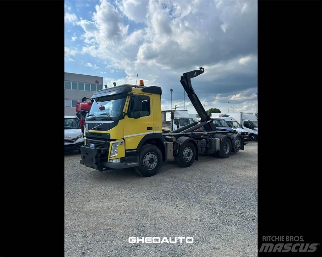 Volvo TRUCKS VOLVO Caminhões de caixa fechada