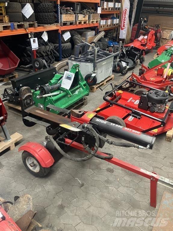 MTD LS 550 Cortadores de madeira