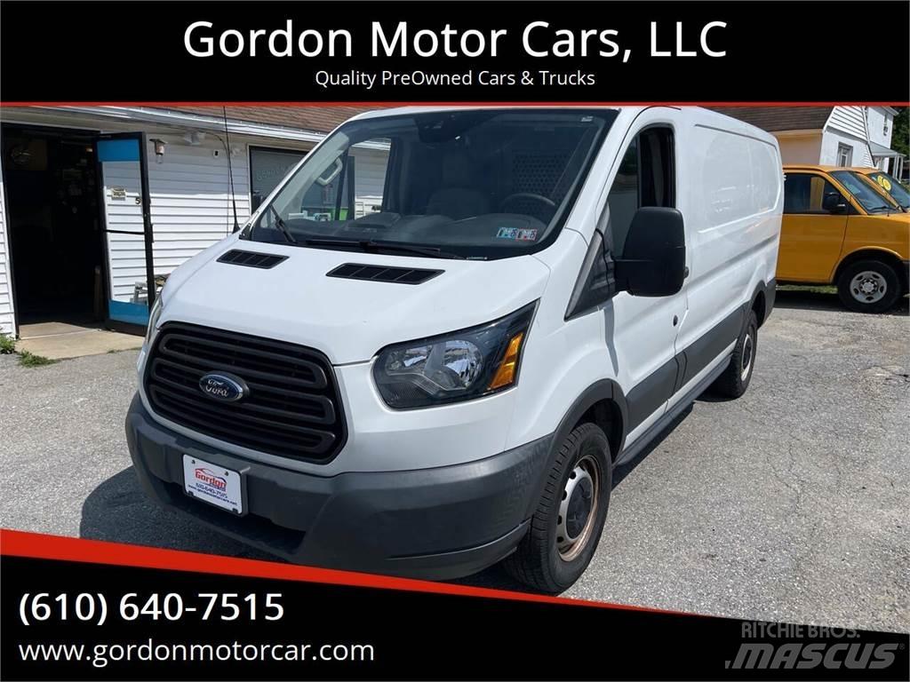 Ford Transit Carrinhas de caixa fechada