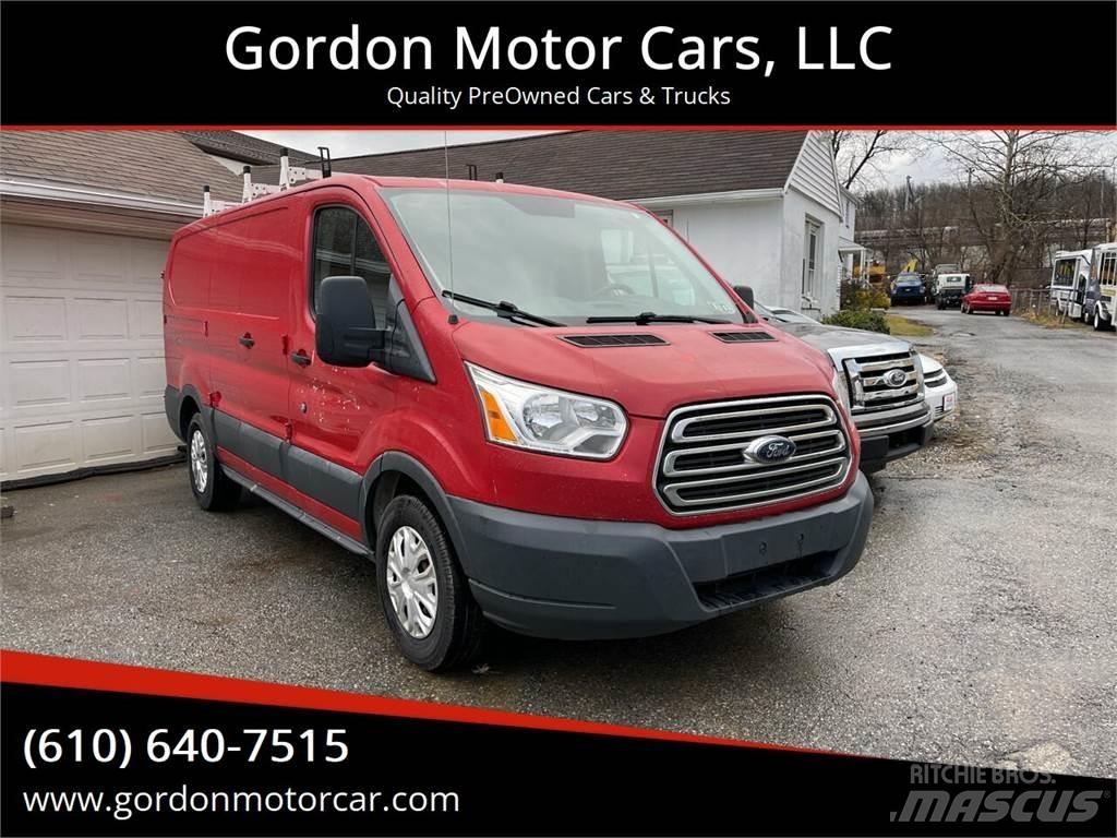 Ford Transit Caixa fechada
