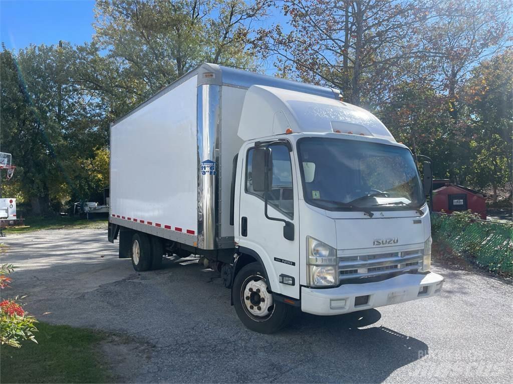 Isuzu NRR Caminhões de caixa fechada