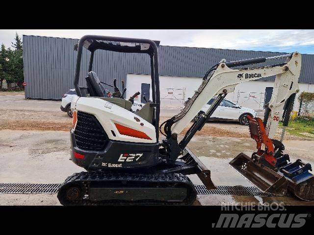 Bobcat E27 Miniescavadeiras