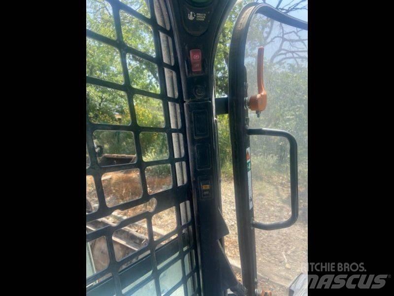 Bobcat T770 Carregadeiras de rodas