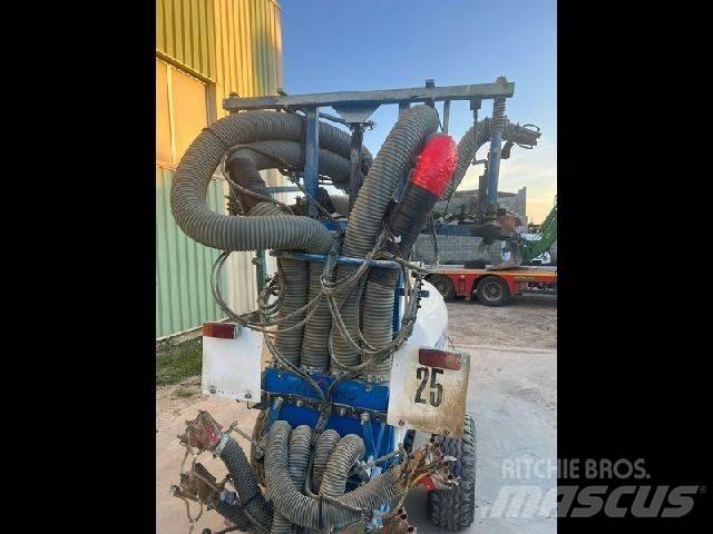 Thomas TTZ 800 Pulverizadores rebocados