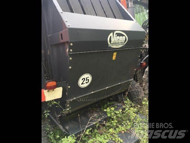 Vicon RV 157 Enfardadeira de rolos