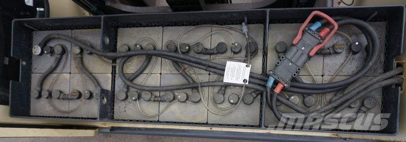 Hubtex S40E Carregadores laterais