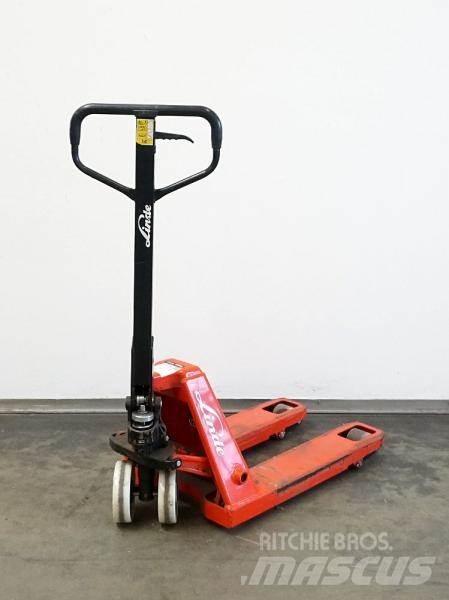 Linde HPT M 15 Movimentadores manuais de palettes