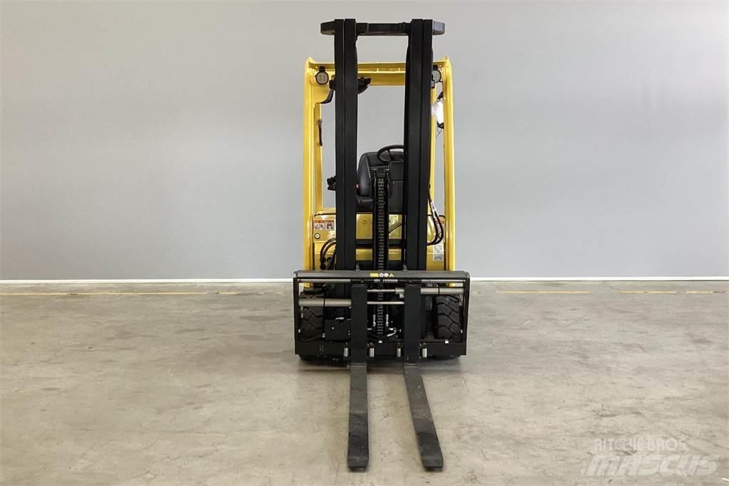 Hyster J1.8XNT Empilhadores eléctricos