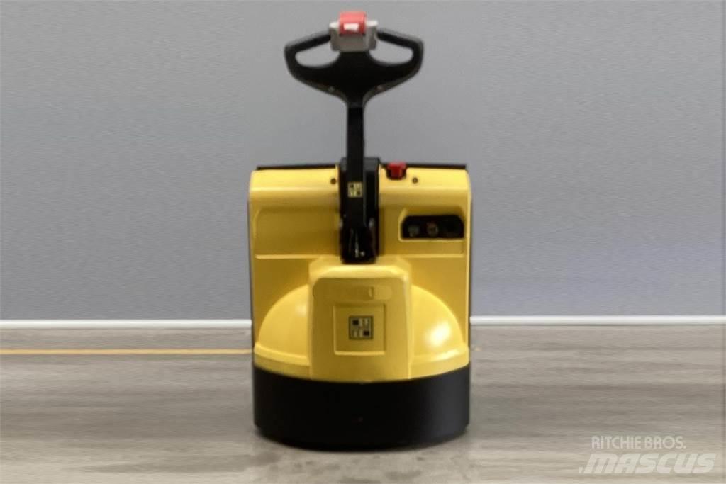 Hyster P1.6 Empilhador para operador externo