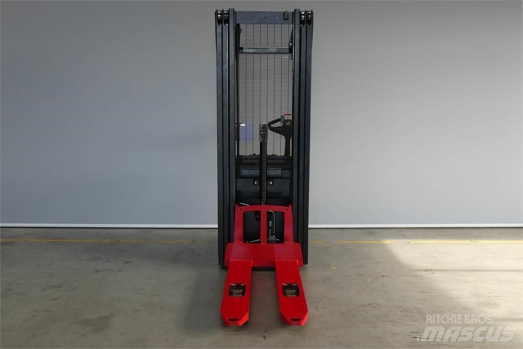 Hyster S1.6il Empilhador para operador externo