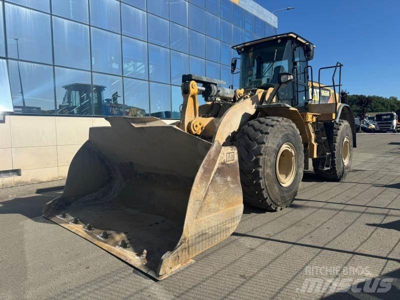 CAT 966M Carregadeiras de rodas