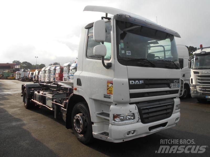 DAF CF85 410 Camiões caixa desmontável com elevador de cabo