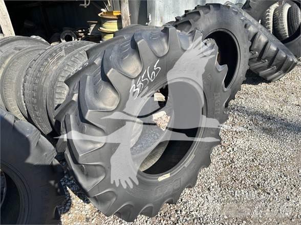BKT 14.9R24 Pneus
