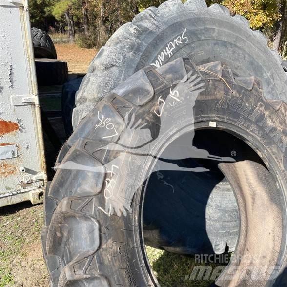 BKT 480/70R34 Construção - Outros
