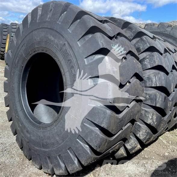  MAGNA 23.5X25 Pneus
