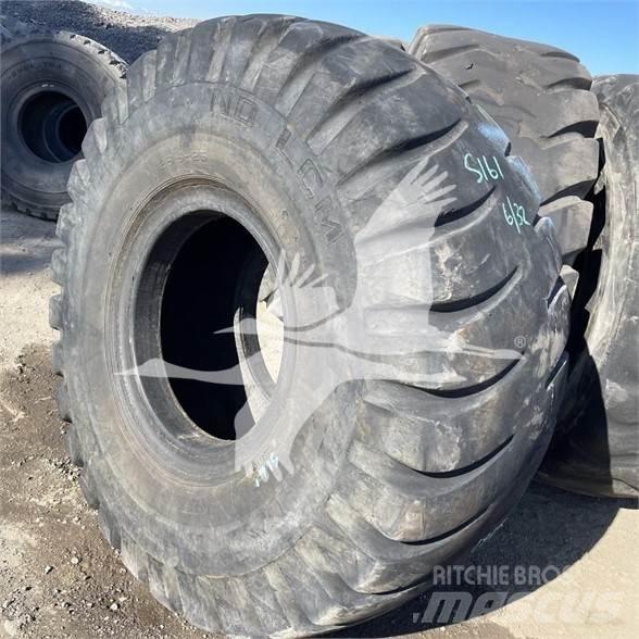 Titan 26.5x25 Pneus