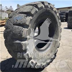 Toyo 35/65x33 Pneus
