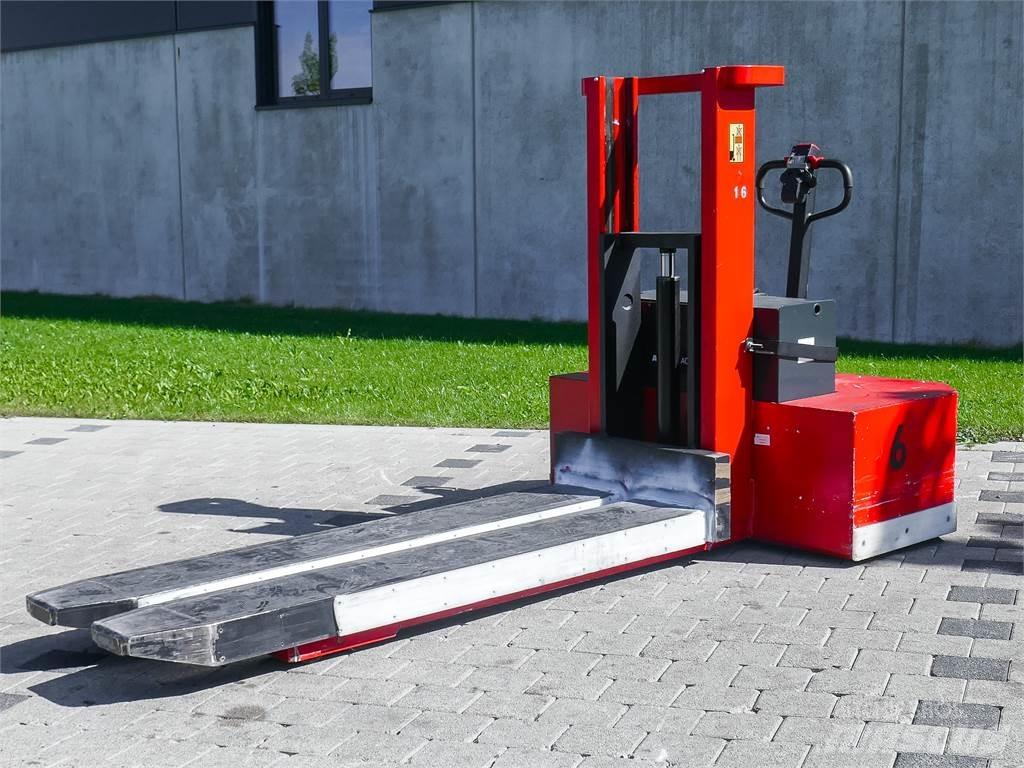 Baka 1706-1530 C Empilhador para operador externo