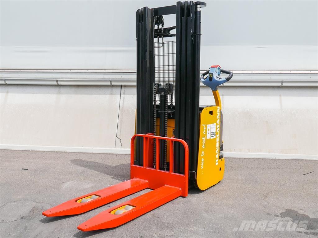 Hyster S 1.4-40 Empilhador para operador externo