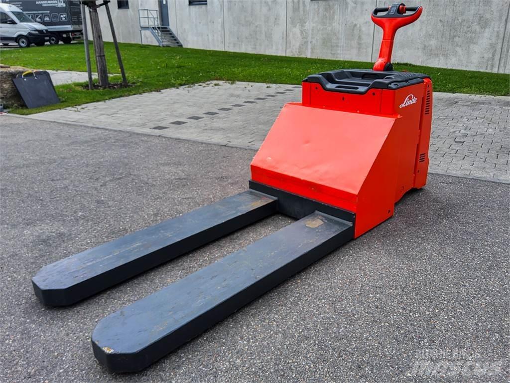 Linde T 30 Empilhador para operador externo