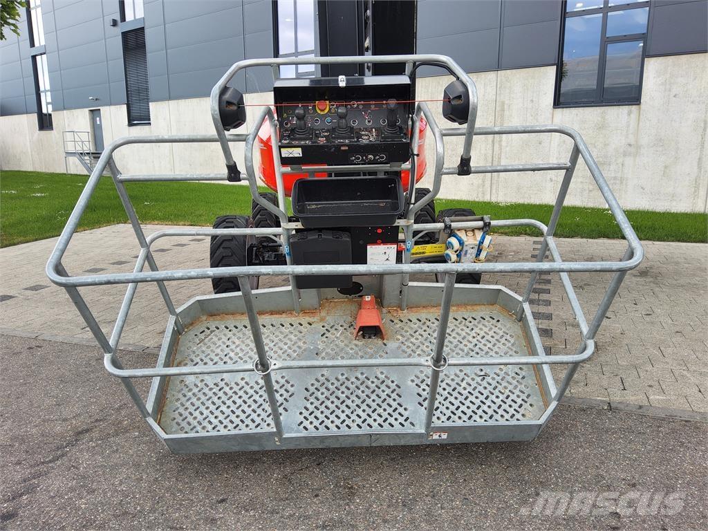 Manitou 160 ATJ Elevadores braços articulados