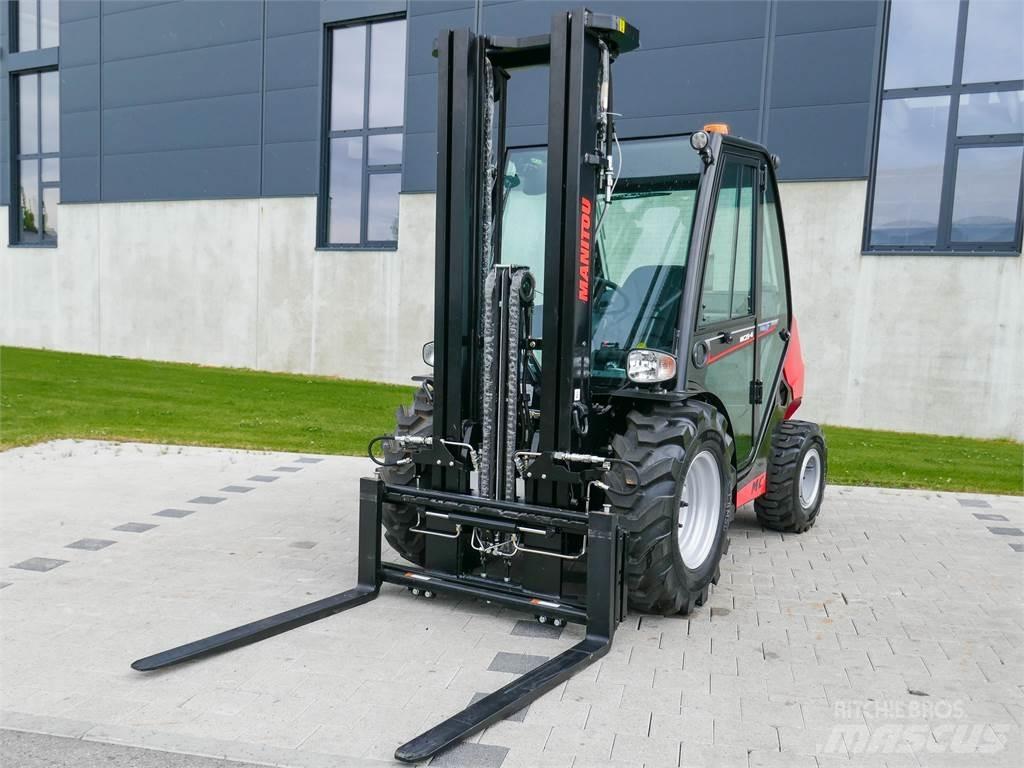 Manitou MC 25-4 Empilhadores todo-terreno