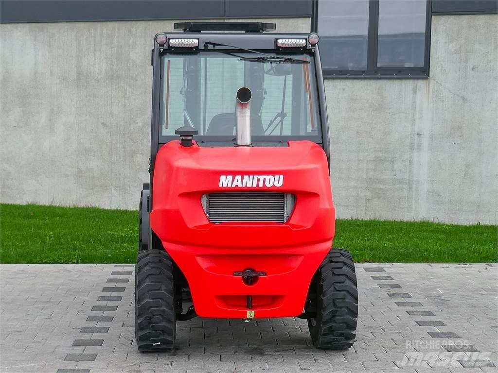 Manitou MC 25-4 Empilhadores todo-terreno