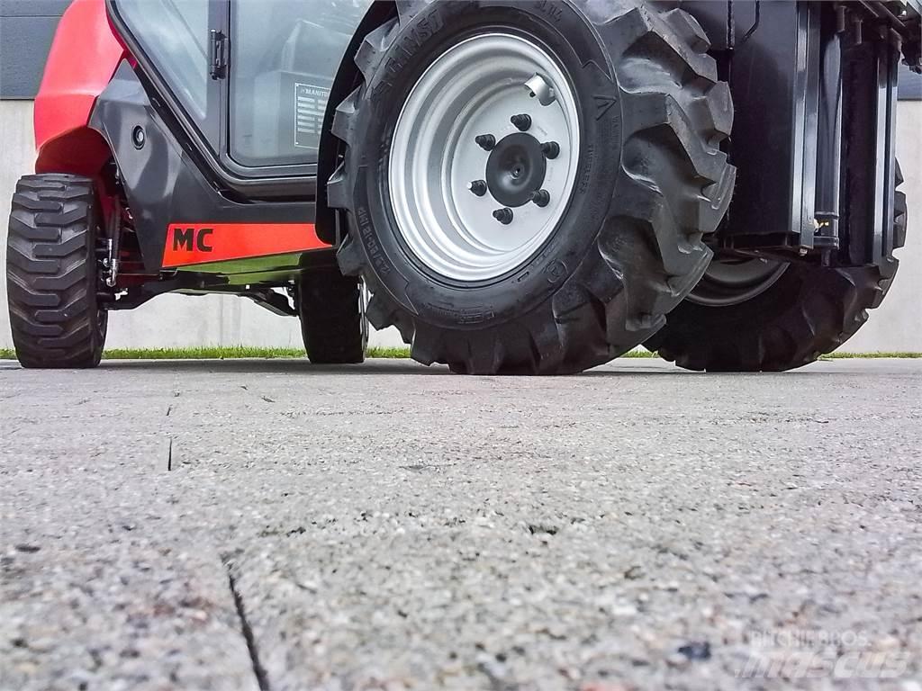 Manitou MC 25-4 Empilhadores todo-terreno