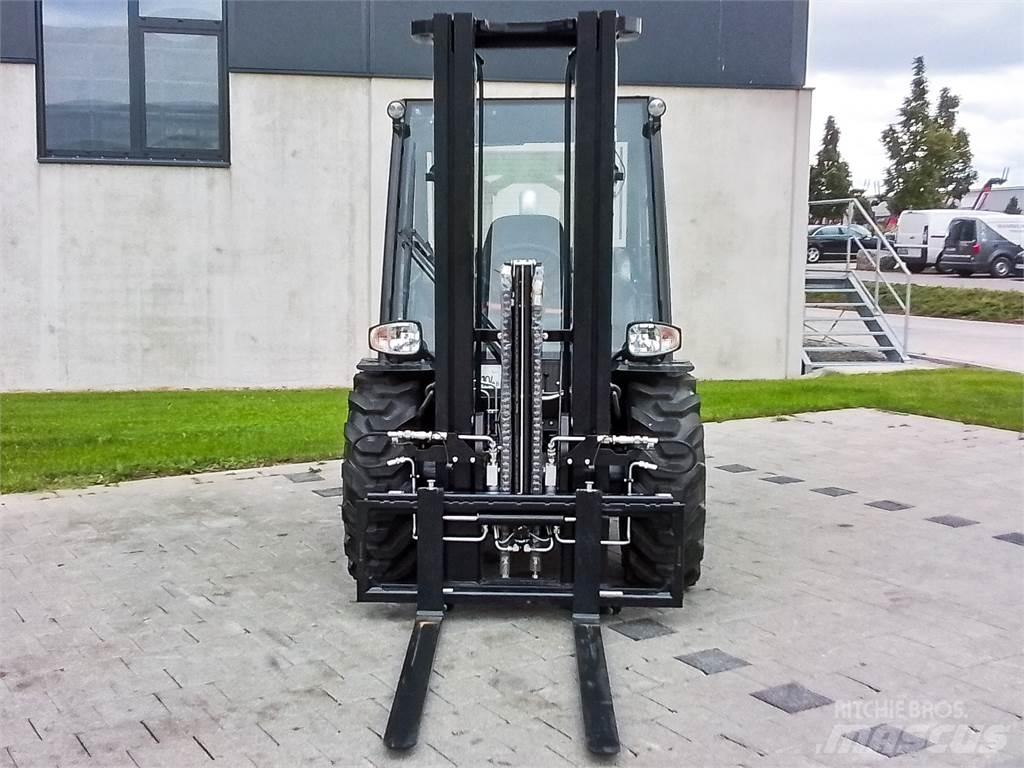 Manitou MC 25-4 Empilhadores todo-terreno