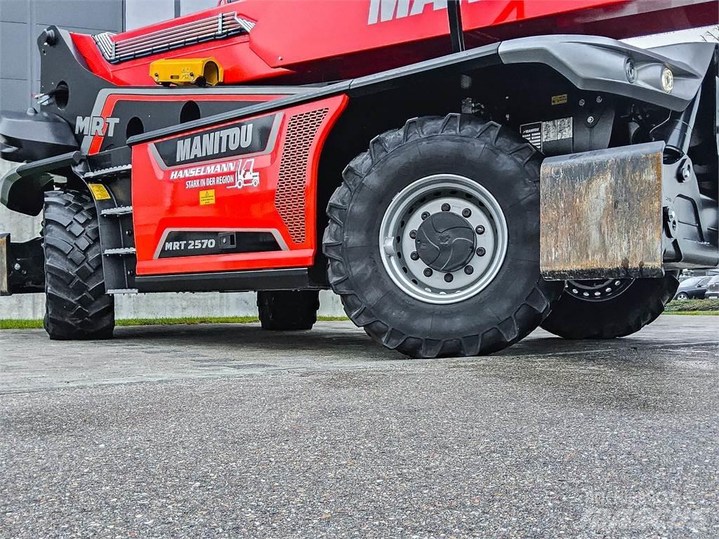 Manitou MRT 2570 Manipulador telescópico