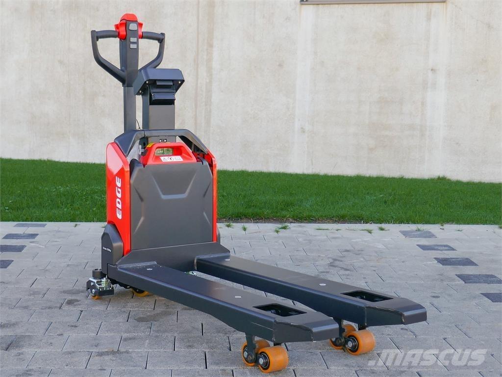 Noblelift PT E15N Empilhador para operador externo