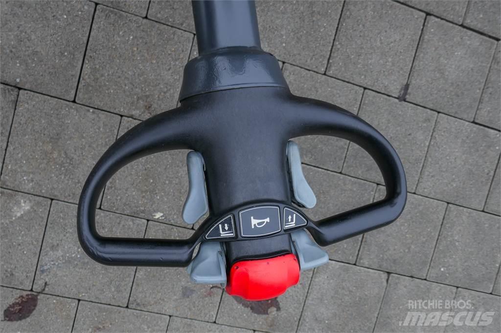 Still EGV 20 LB Empilhador para operador externo
