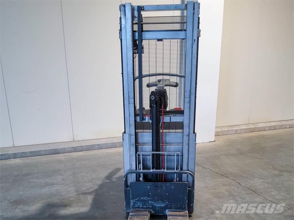 Still EXD-SF20 Empilhador para operador externo