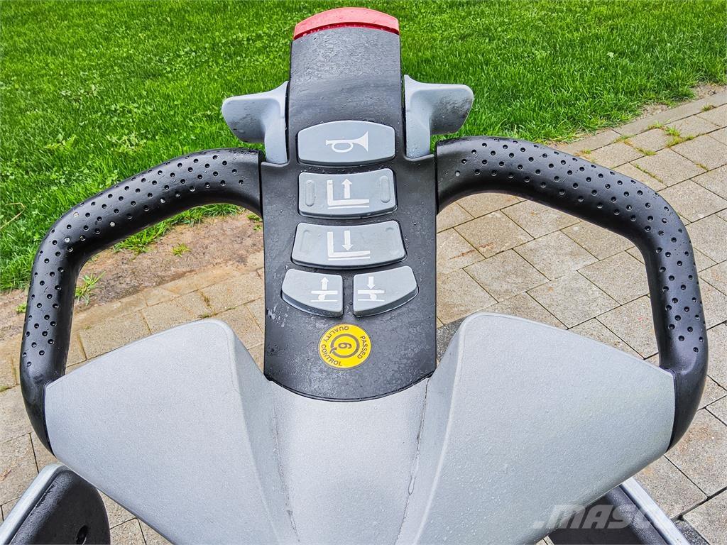 Still EXV SF16i Empilhador para operador externo