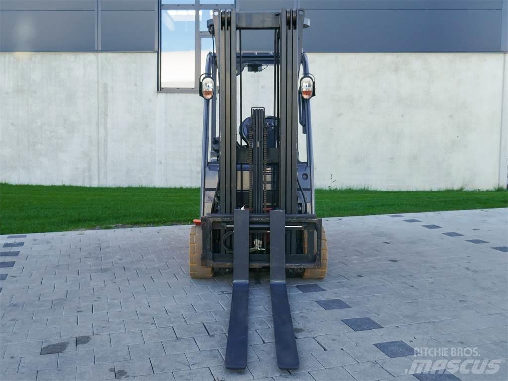 Toyota 02-8FBE20T Empilhadores eléctricos
