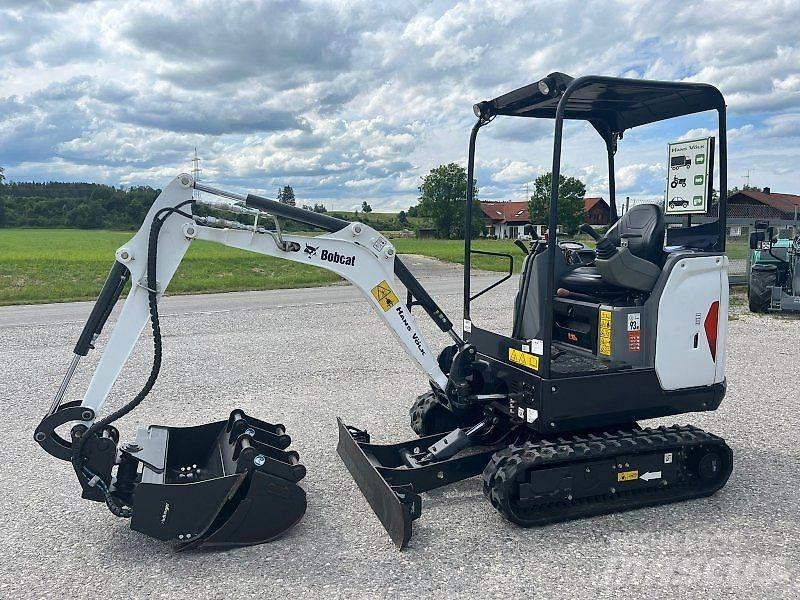 Bobcat E17 Miniescavadeiras