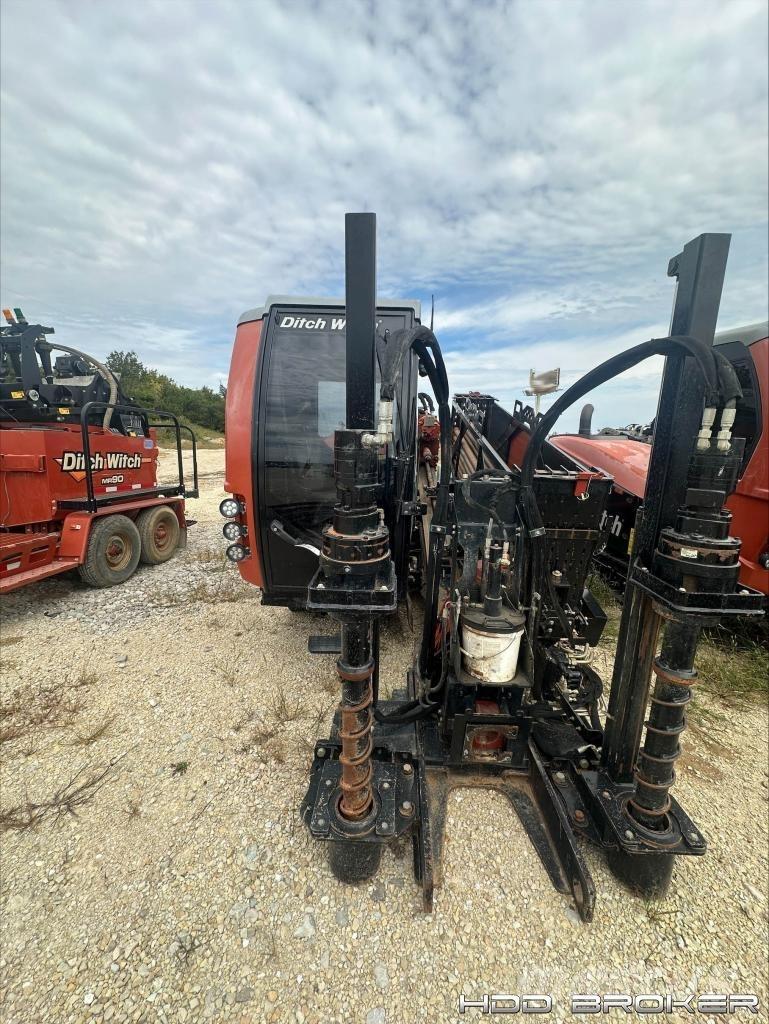 Ditch Witch AT32 Equipamentos de perfuração direcional horizontal