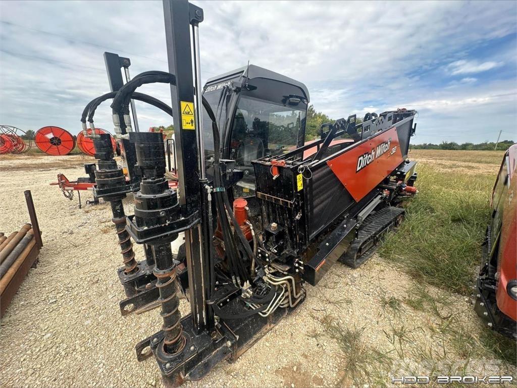 Ditch Witch AT32 Equipamentos de perfuração direcional horizontal