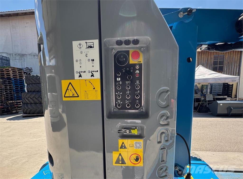 Genie Z-30/20N RJ Elevadores braços articulados