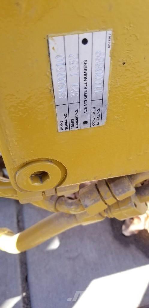 CAT TH35-E81 Transmissăo