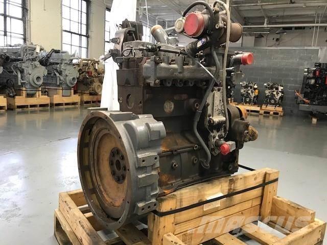 Komatsu SAA4D102E-2 Motores