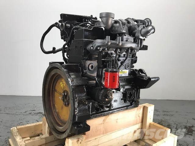 Komatsu SAA4D95-LE5 Motores