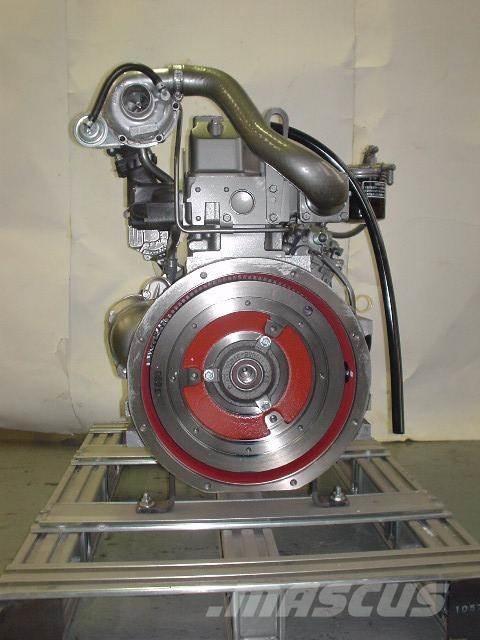 Yanmar 4TNV84T-DSA Motores