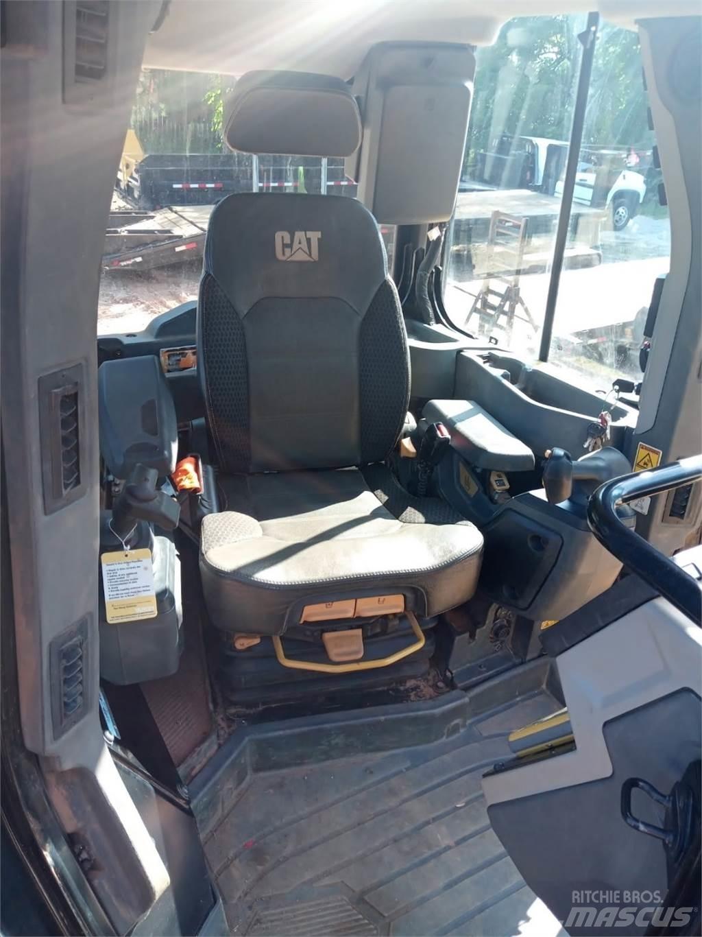 CAT D5 LGP Construção - Outros
